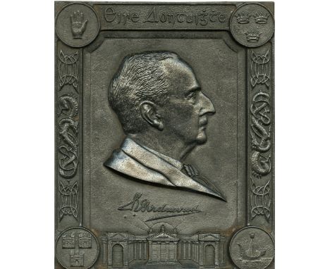 Redmond (J.E.) Eire Aontuighthe - John E. Redmond, a metal portrait plaque by Booth & Brooks, Burnham on Crough, 1914. Sold b