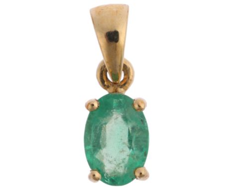 A 9ct gold single stone emerald drop pendant, claw set with oval mixed-cut emerald, 11.1mm, 0.4g Condition Report:No damage o