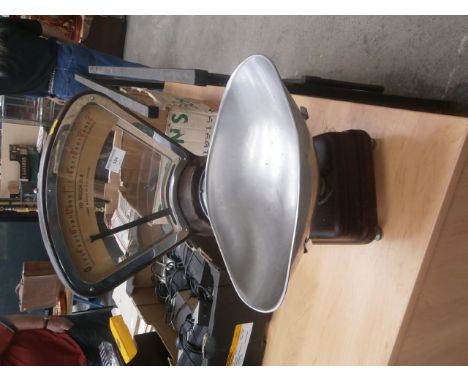 set of vintage avery shop scales