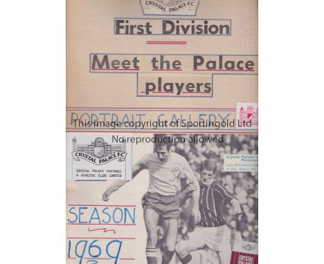 CRYSTAL PALACE SCRAPBOOK / FOOTBALL AUTOGRAPHS      A scrapbook compiled for Palace's first top flight season 1969/70. The sc