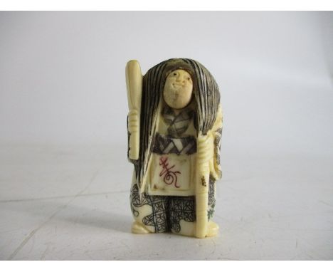 Antique Japanese netsuke figurine. 