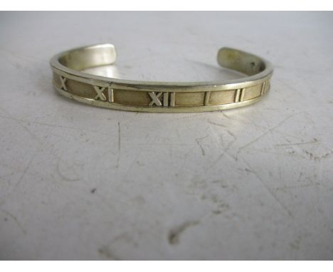 vintage 925 silver bangle. 27.6grms 