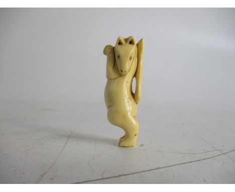 Antique Japanese netsuke fox figurine. 