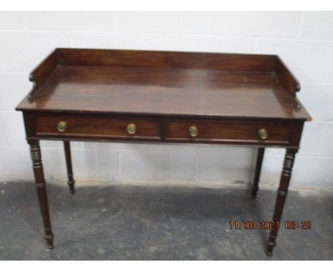 Antique Georgian console table . 145cm x85cm x 52cm 