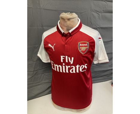 Football Alexis Sanchez signed Arsenal replica home shirt. Good condition. All autographs come with a Certificate of Authenti
