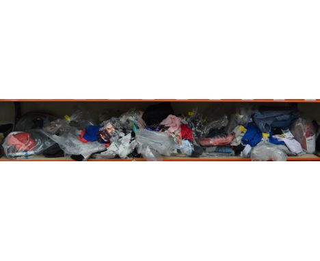 POLICE > Massive quantity of assorted clothing (shelf). [NO RESERVE] [VAT ON HAMMER PRICE]