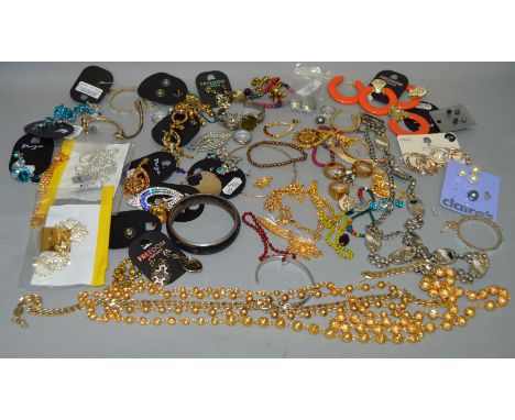 POLICE: QTY. OF MOSTLY HIGH STREET COSTUME JEWELLERY [NO RESERVE] [VAT ON HAMMER PRICE]