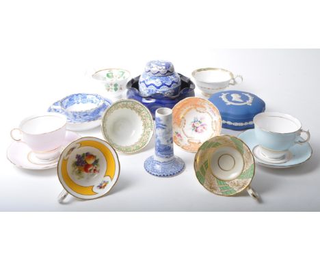 Collection of 20th century blue and white ceramics / China to include Wedgwood jasperware, Arcadian Chariots candlestick hold