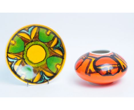 Poole Pottery - A collection of vintage mid 20th century Poole pottery Delphis ceramics. The collection to include a rounded 