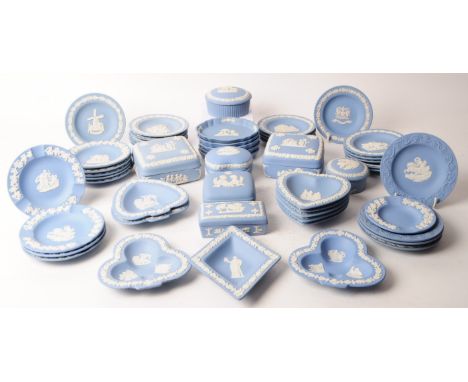 Wedgwood - Jasperware - Large collection of 20th century bisque porcelain sky blue pieces. Comprised of lidded pots, trinket 