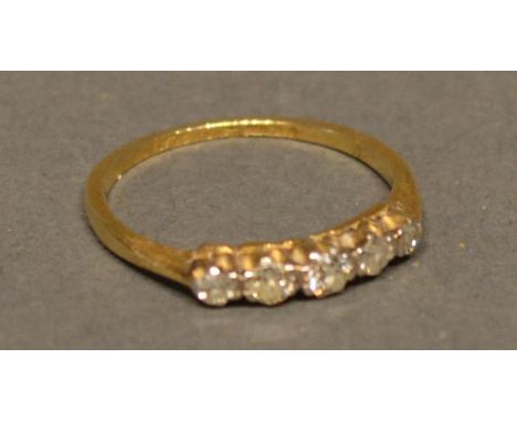 An 18ct. Yellow Gold Five Stone Diamond Ring 