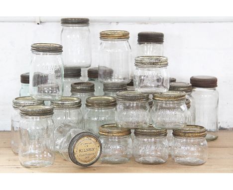 An assortment of vintage Kilner and other storage jars (Qty)