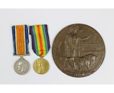 A World War One pair and death plaque to G-30504 Pte E. G. Palmer R. W. Kent Regt, comprising BWM, VM and plaque named Ephrai