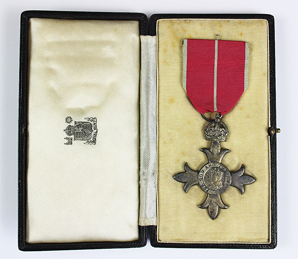 A Military issue MBE medal, in original Royal Mint box (1)