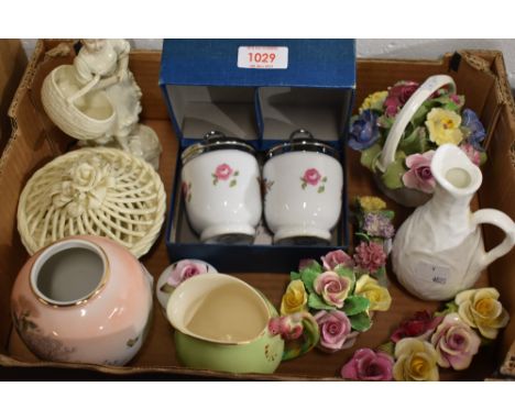 A small carton of pretty collectables including Coalport and Aynsley ceramic posy displays, a white Coalport cabbage leaf jug