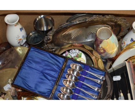 A mixture of items including a pair of Aynsley 'Cottage Garden' small vases, two Staffordshire display plates celebrating Dav