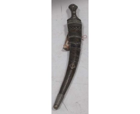 A late 19th century Yemeni Jambiya dagger and scabbard, total length 50cm