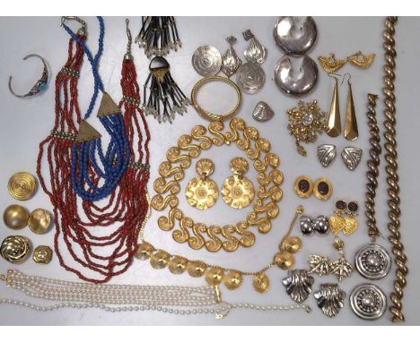 A collection of costume jewellery, together with a chain style ring tested as 9ct gold, a length of belcher chain tested as 9