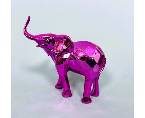 Richard ORLINSKI (Né en 1966) Spirit Pink elephant. Sculpture en polyrésine brillante. Etat neuf ans sa boite d'origine avec 