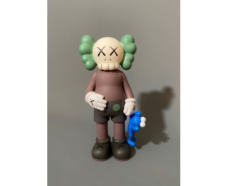 KAWS (Né en 1974) X MEDICOMTOY. Companion Share, 2020  Figurine en vinyle peint, bras articulés, état d'origine proche du neu