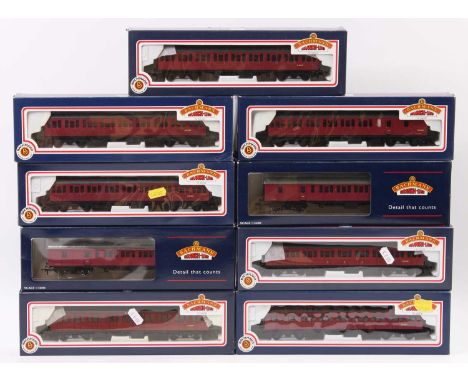 Bachmann 00 gauge LMR crimson passenger stock and coach group, nine examples, all in original packaging to include 34-625A 57
