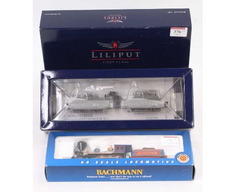 Two H0 items: Liliput L136502 Panzerspahzug Ep.11 set 3 Kommando Infanteriewagen (NM-BNM) and Bachmann American item No. 5112