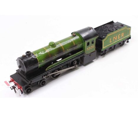 Bassett-Lowke Enterprise live steam 4-4-0 loco &amp; 6-wheel tender. Total repaint to light green lined black and yellow. 550