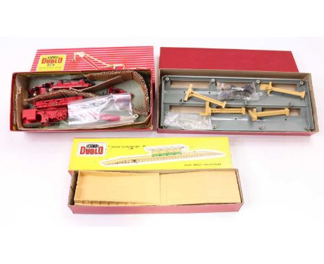 Three Hornby-Dublo items: 4620 breakdown crane, complete with all jacks (VG-E)(BVG) but missing all internal fitments; 5030 I