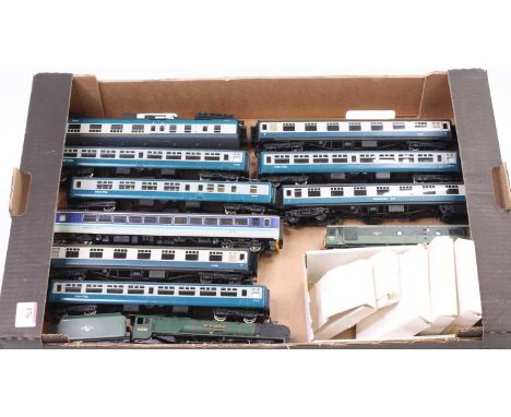 A collection of various loose 00 gauge locomotives and passenger stock together with an N gauge Golden Shred static display l