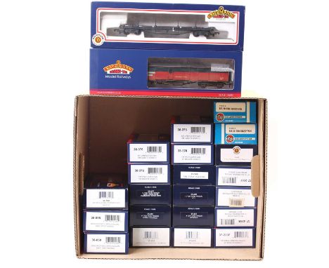 23 boxed Bachmann and Airfix 00 Gauge rolling stock and goods wagons, to include 38-143 29 Ton Sliding Door Box Van, 38-058 O