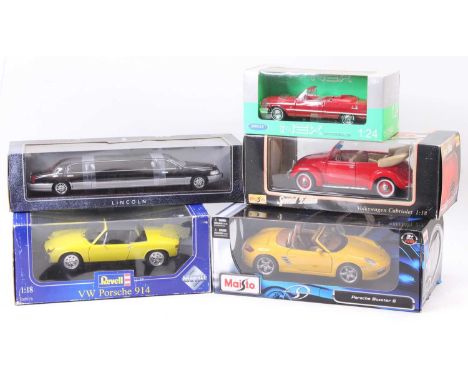 Five various boxed 1/18 and 1/24 scale modern issue diecast vehicles to include Maisto, Revell and others, examples to includ