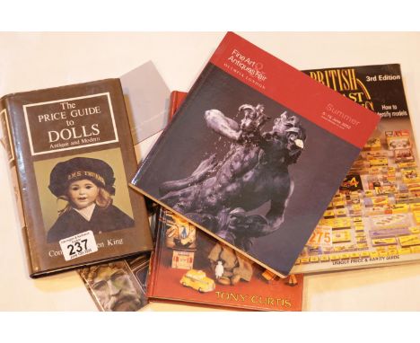 Collection of antique related books. P&amp;P Group 1 (£14+VAT for the first lot and £1+VAT for subsequent lots) 