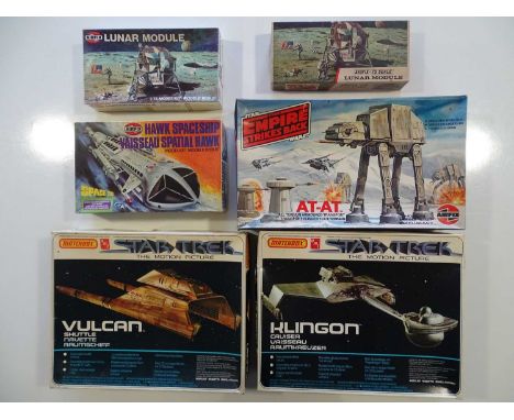 AIRFIX KITS - a group of Airfix kits to include AT-AT - HAWK SPACESHIP - KLINGON CRUISER - LUNAR MODULE (part built) - LUNAR 