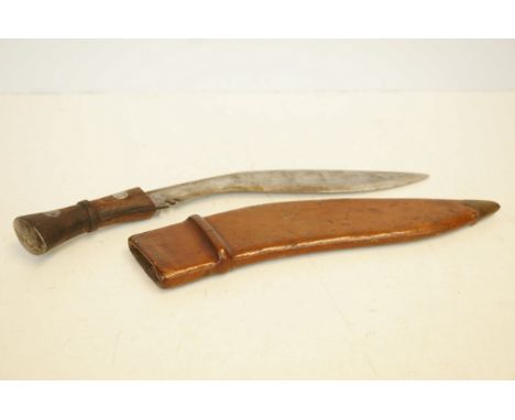 British WWII Gurkha with crows foot K46, COG 1945 stamped on original leather scabbard Total length 42 cm 