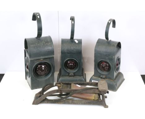 Kenyons Serilight Lens paraffin road work / railway lamp, dated 1959,44cm high, a pair of Kenyons Akenco lanterns, Patent No 