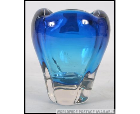 An original William Wilson designed Whitefriars studio glass balloon shaped bulbous vase of globular form. Clear and blue gla