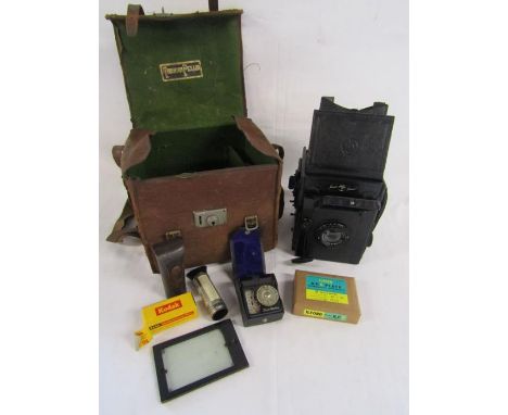 Cased Thornton Pickard camera Junior Special includes Ilford H.P.S Plates and BEWI senior patent A exposure light meter&nbsp;