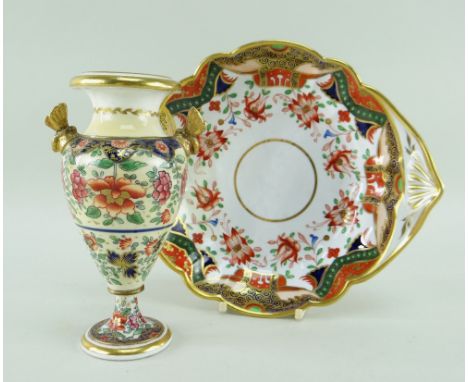 A SWANSEA PORCELAIN JAPAN VASE &amp; SHELL HANDLED DISH dish handle picked out in gold, decorated in Japan pattern No.194, 21