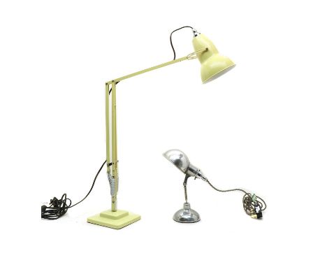 A modern Anglepoise lamp and a small chromed adjustable desk lamp (2)Condition report: Both in good condition and light up