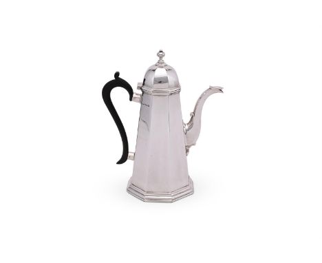 
	
		A SILVER OCTAGONAL TAPERING COFFEE POT
		HENRY STRATFORD LTD., SHEFFIELD 1922
		With an octagonal baluster finial to the