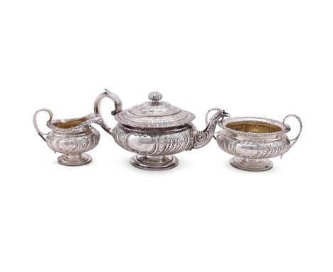 
	
		Y&nbsp;A GEORGE IV SCOTTISH SILVER THREE PIECE CIRCULAR TEA SET
		GEORGE MCHATTIE, EDINBURGH 1820
		The tea pot with a f