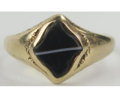 Antique Banded Agate Ring in an unmarked 15ct gold setting, size P.5, 2.7g 