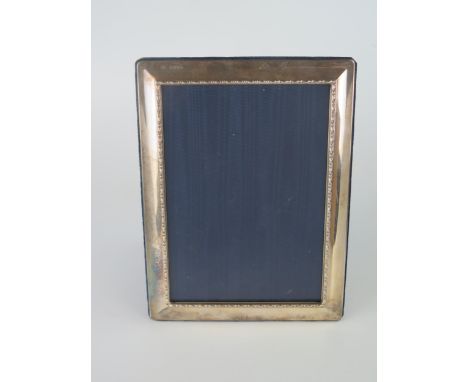 Modern Silver Easel Back Photograph Frame, 7x5" aperture 