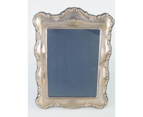 Modern Silver Easel Back Photograph Frame, 7.5x5.5" aperture 