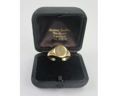 9ct Gold Signet Ring with small diamond inset, size W.25, 5.4g 