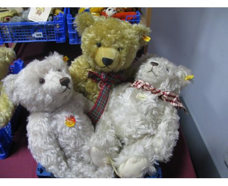 Three Modern Classic Steiff Plus Teddy Bears, with growlers, 47cm and smaller. (3)