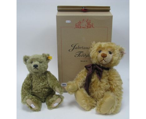 A Modern Steiff Teddy Bear - 'Blonde 43', boxed with certificates. Plus another smaller Steiff 35cm high.