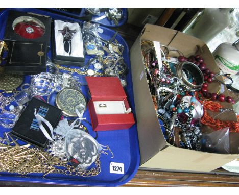 A Mixed Lot of Assorted Costume Jewellery, including bangles, beads, compacts, cufflinks, etc.