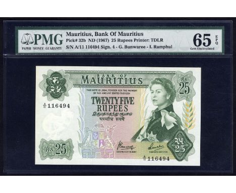 Mauritius, P 32b, Linzmayer BOM B3b, Bank of Mauritius, 25 Rupees, (1967). Coat of arms of Mauritius at lower left center, po
