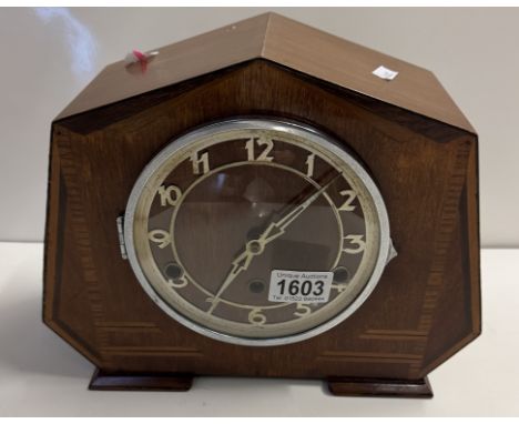 A working German mantle clock 